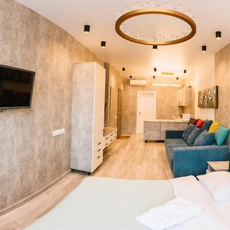 Royal Tower Luxurious Smart Residence Киев Екстериор снимка