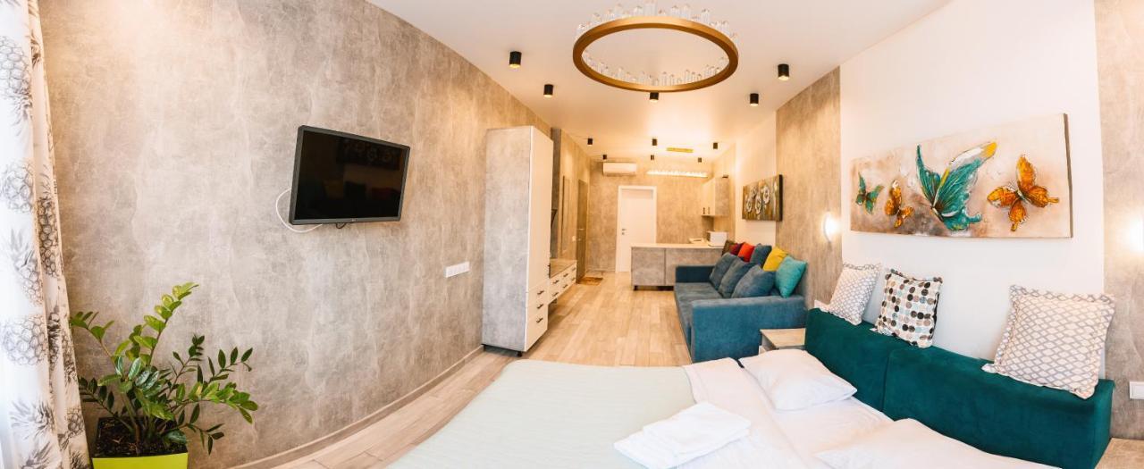 Royal Tower Luxurious Smart Residence Киев Екстериор снимка