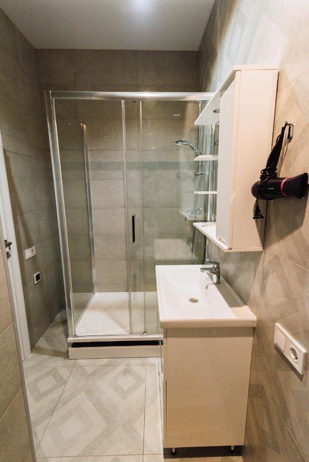 Royal Tower Luxurious Smart Residence Киев Екстериор снимка