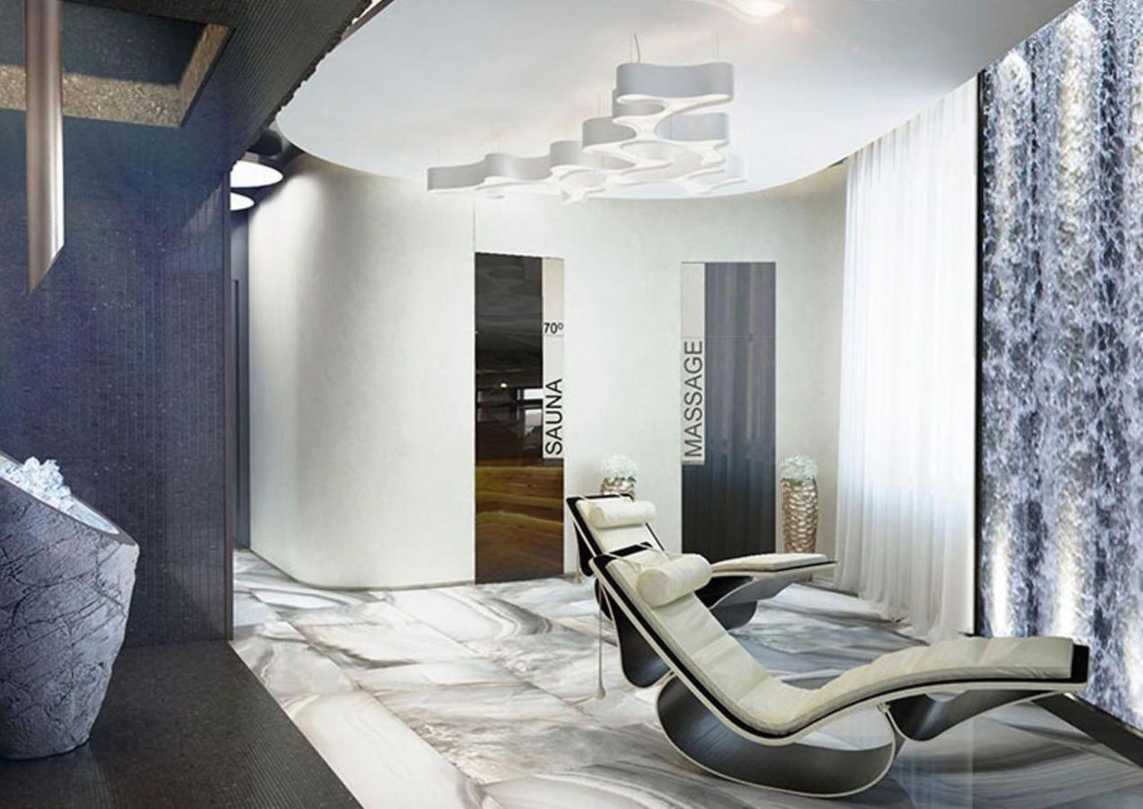 Royal Tower Luxurious Smart Residence Киев Екстериор снимка